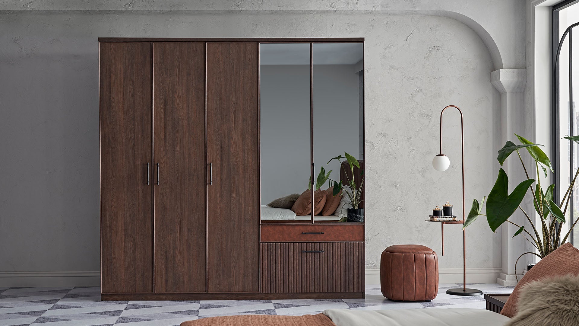 Matilda 5 Door Wardrobe