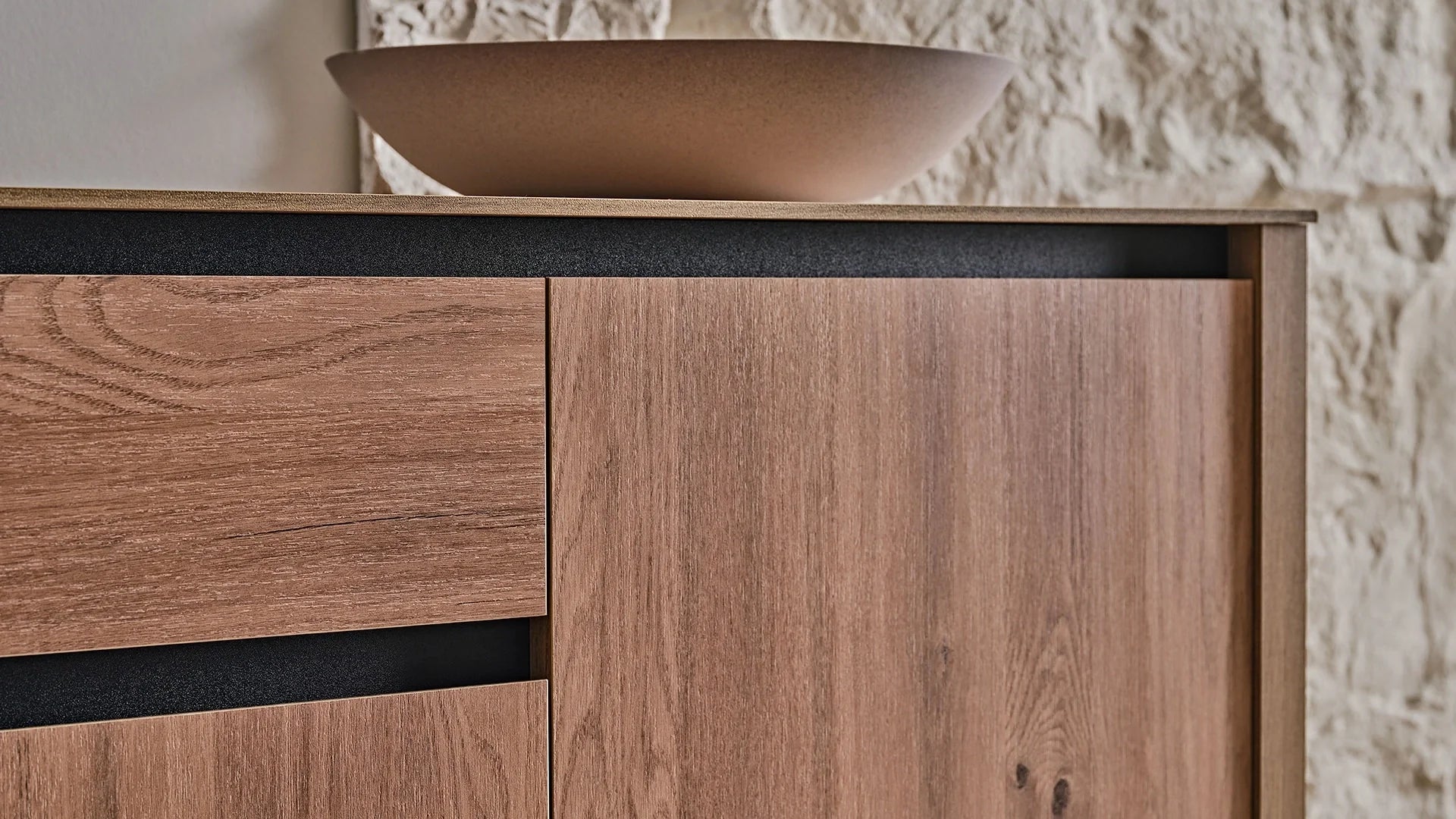 SOLID Sideboard