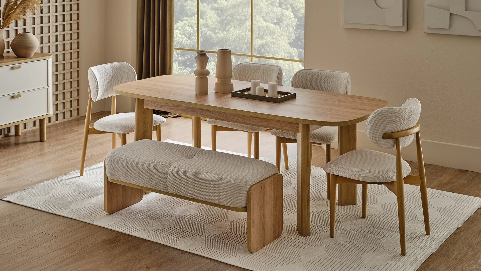 Legna Dining Room Set