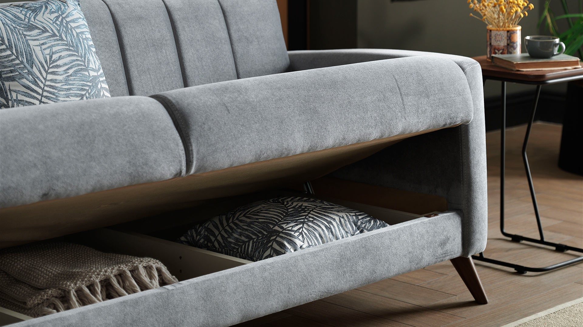 Loft 3 Seater Sofa Bed With Chest