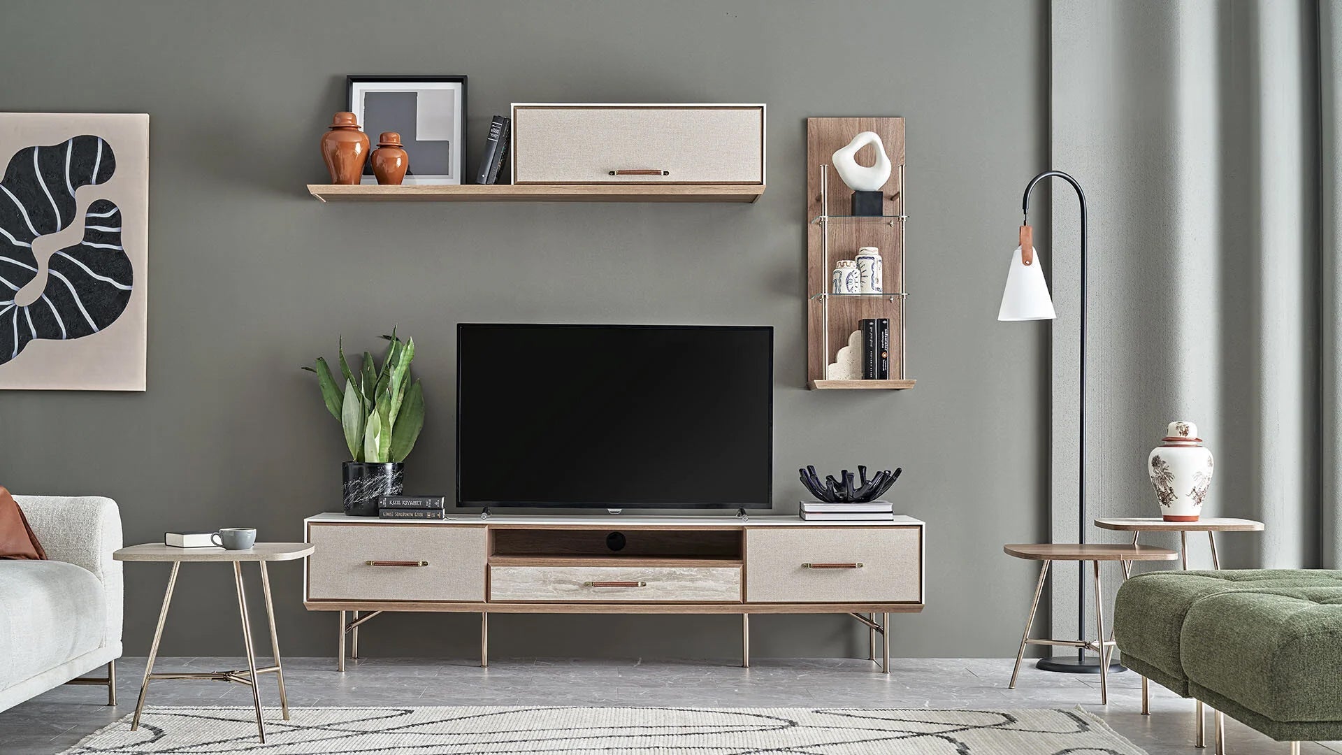 Brita TV Unit