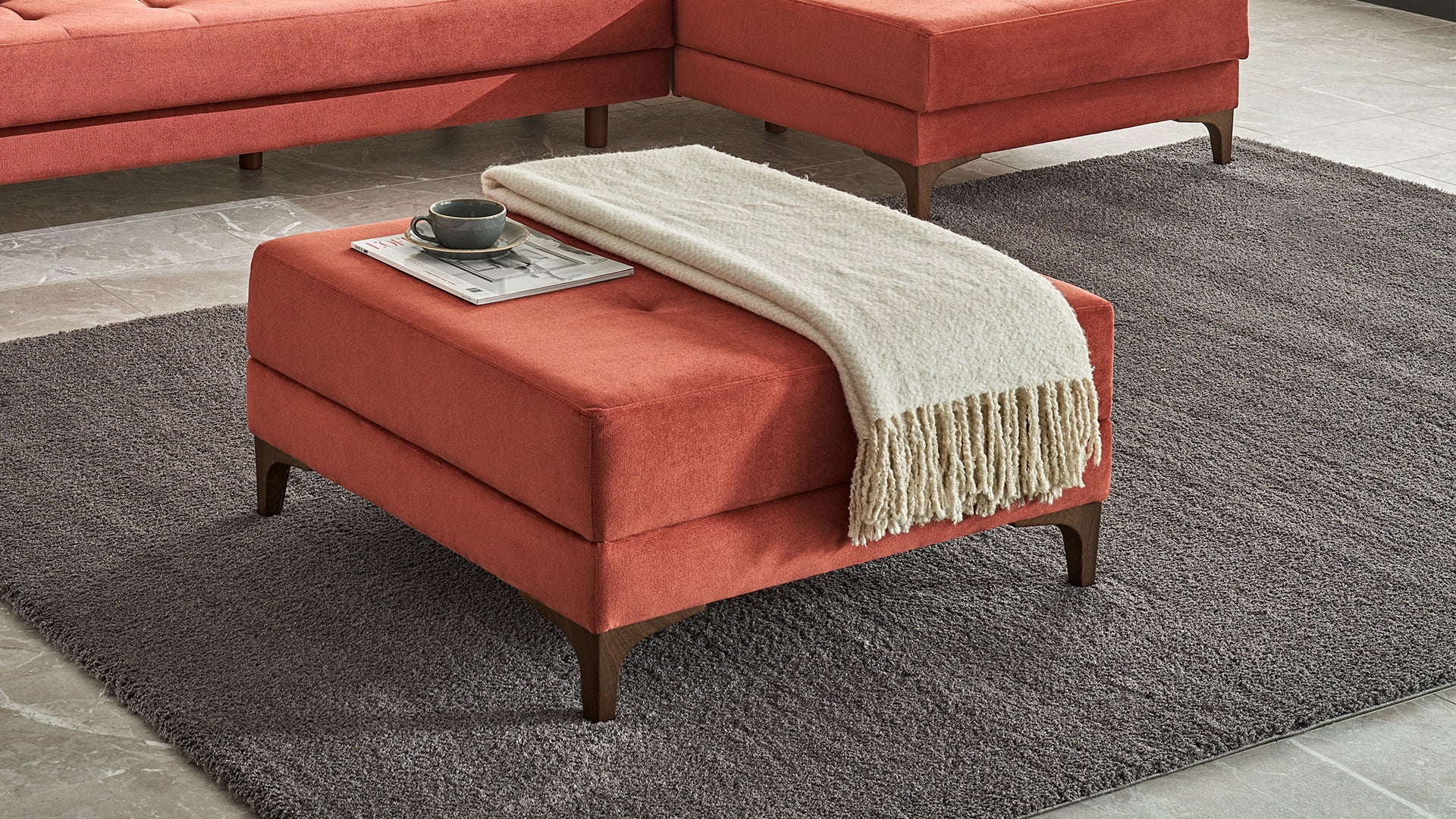 Teos Corner Square Pouf